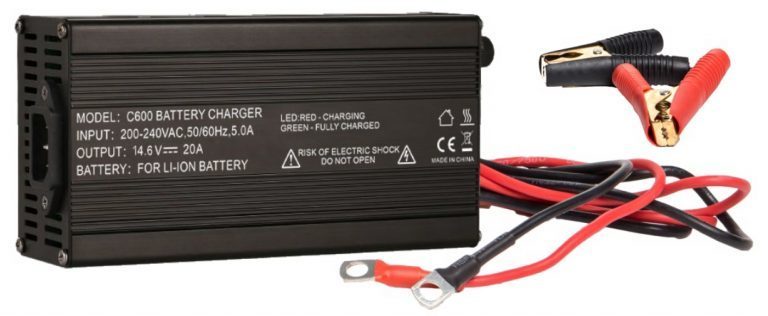 Prostownik akumulatora 14,6V 20A VOLT